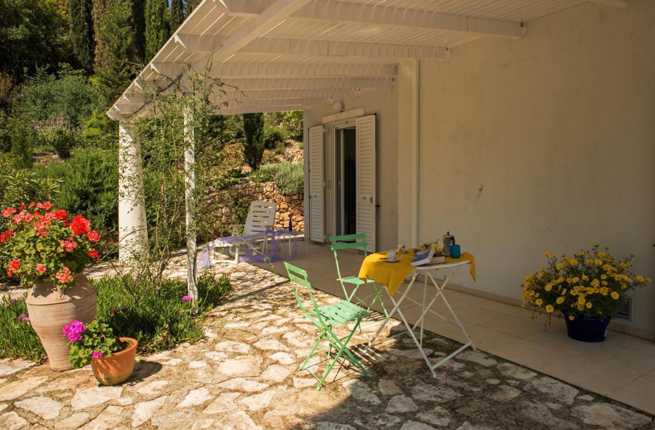 Villa Buras Szkinária Kültér fotó